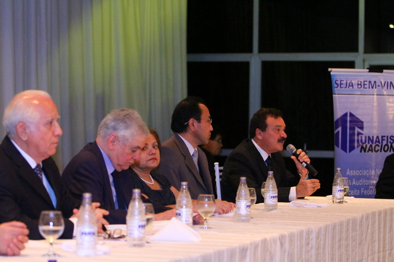 A APAFISP, por intermédio do Presidente Ariovaldo Cirelo, participou da posse da nova Diretoria da UNAFISCO