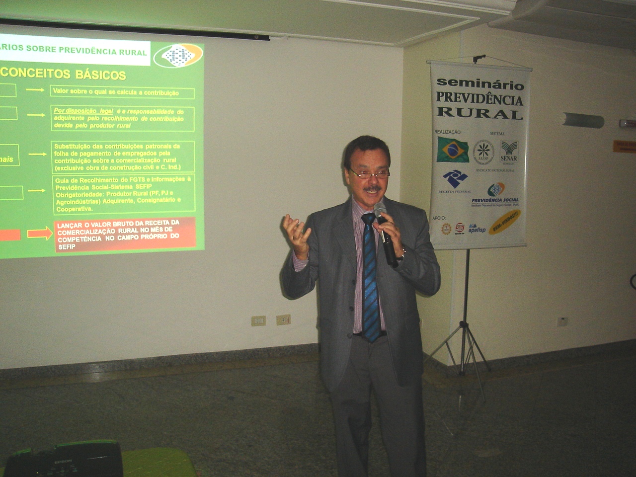 Presidente da APAFISP participa de reunião do Conselho de Representantes da Anfip