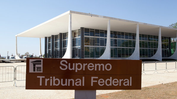 Aposentados ficam sem pagamento