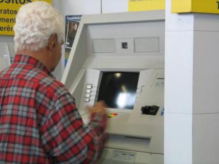 Aposentados ficam sem pagamento 