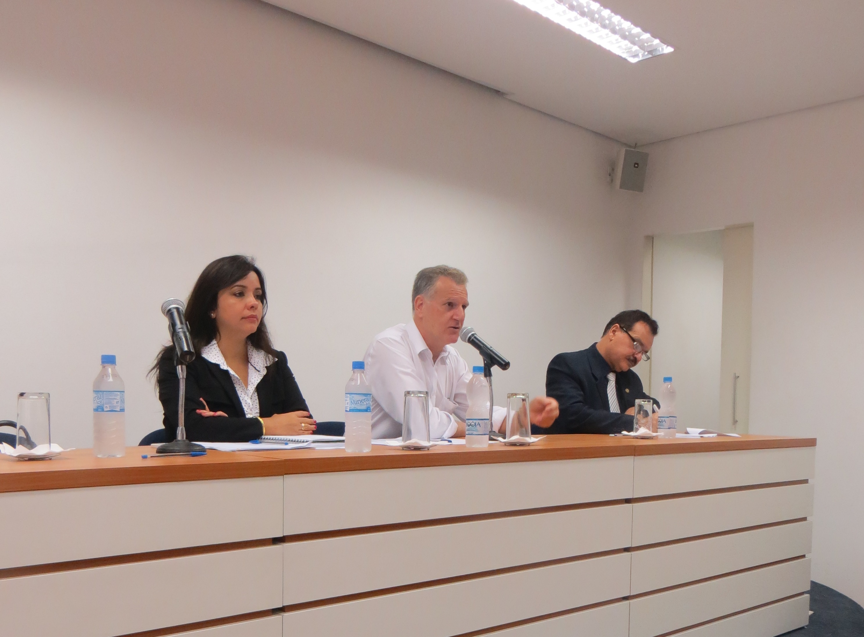 CJF - INSS não pode descontar de benefício quantia paga a mais por erro administrativo