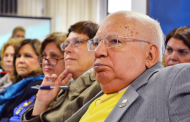 Amigos e colegas enviam mensagens de condolências sobre a morte de Pimenta