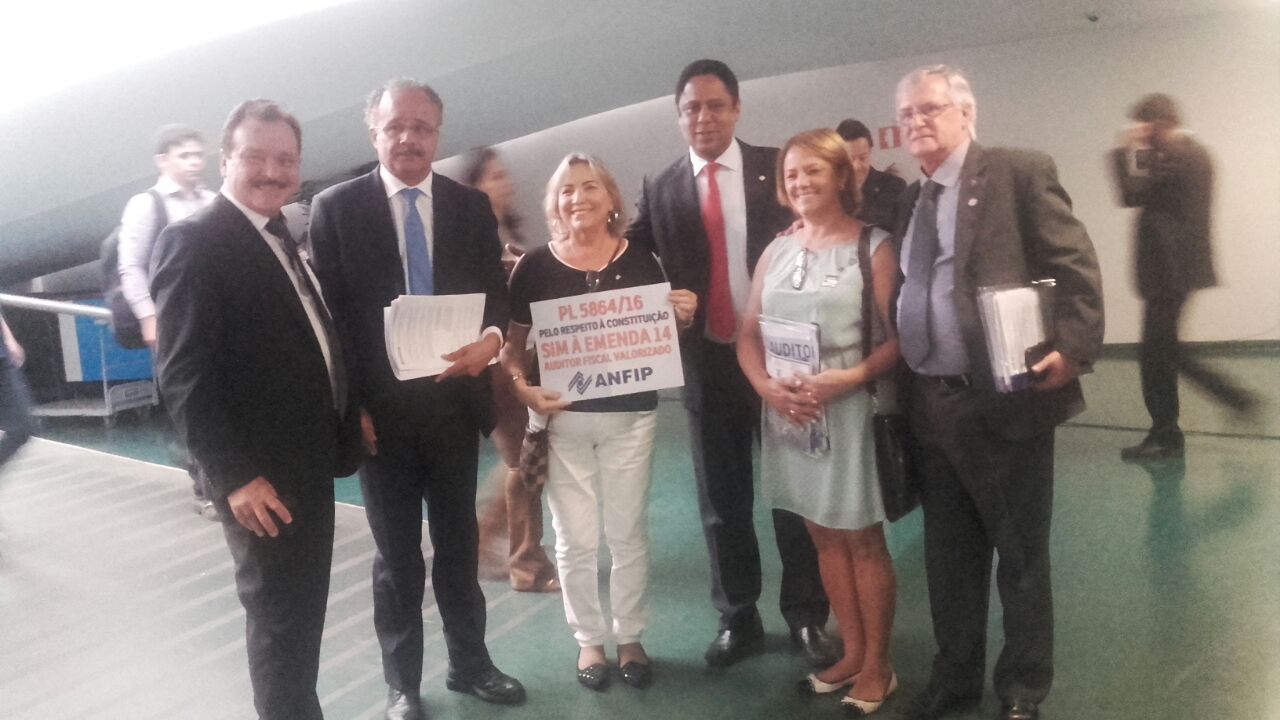 APAFISP participa de reunião sobre Comissão do PL 5864/16