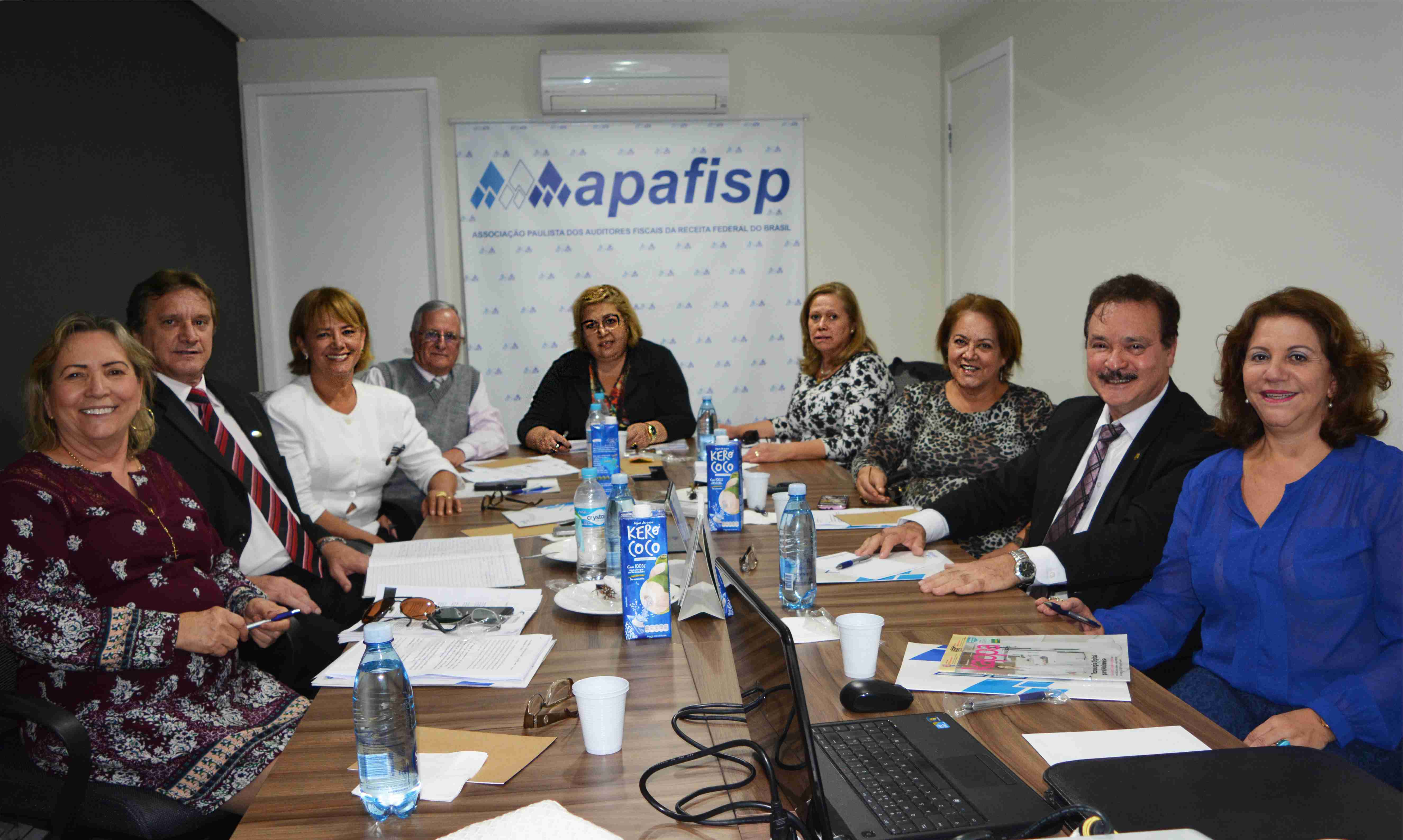 Conselho da APAFISP realiza reunião de setembro