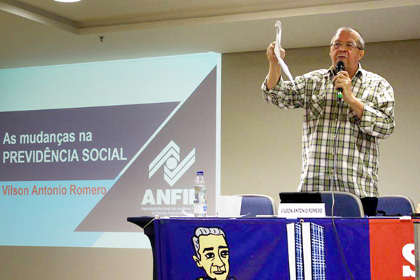 Presidente da Anfip convoca mobilização social contra reforma da Previdência