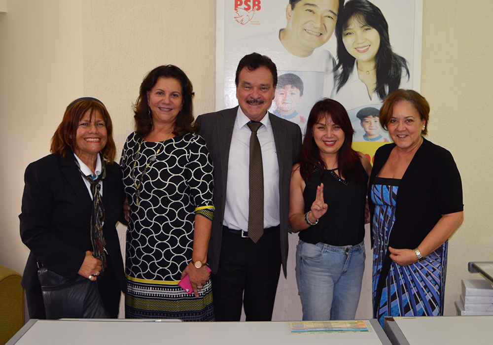 Conselheiros da APAFISP discutem MP 765 com deputada Keiko Ota, em São Paulo