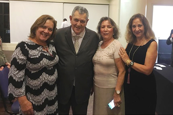 Conselheiras da APAFISP participam de homenagem ao deputado Arnaldo Faria de Sá