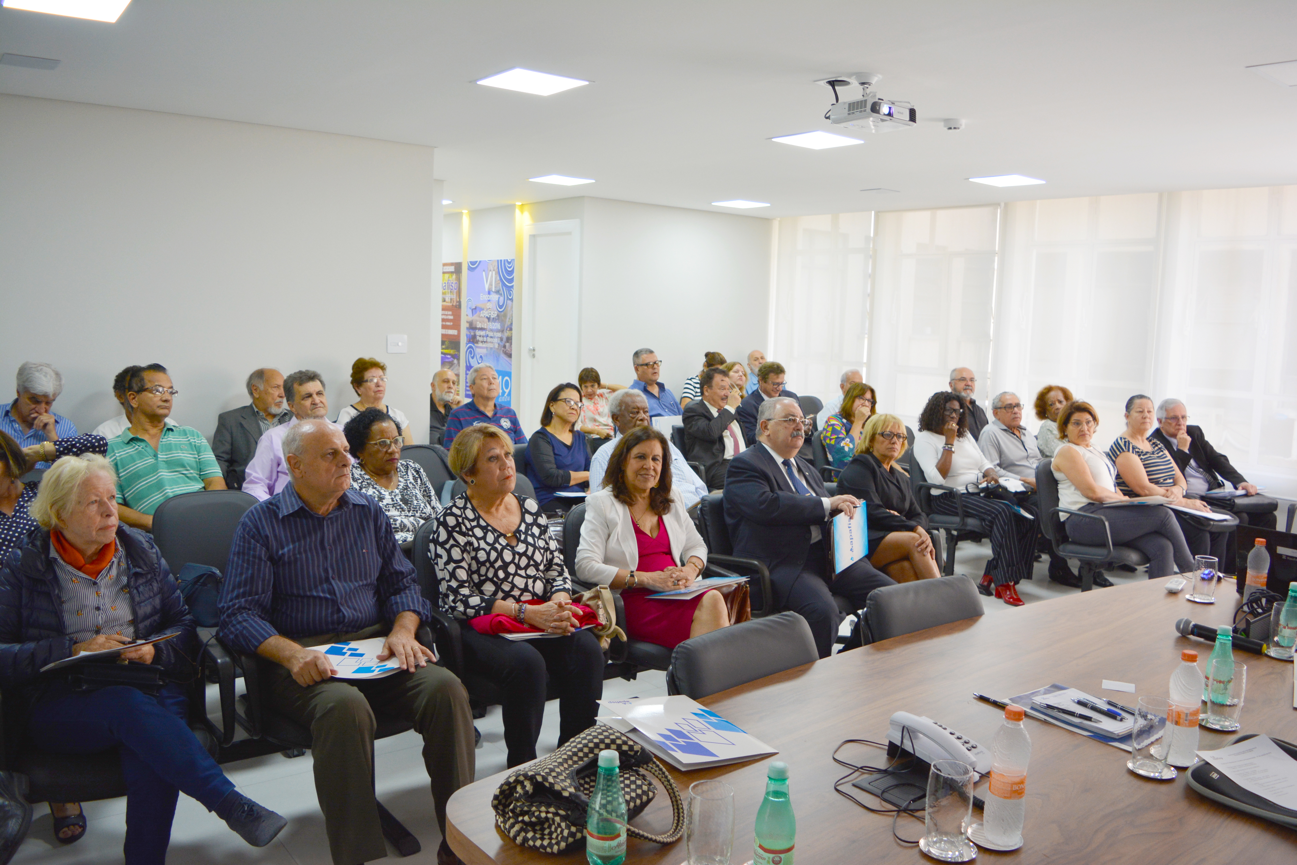 APAFISP convoca representantes para participação nas Comissões de Trabalho da entidade