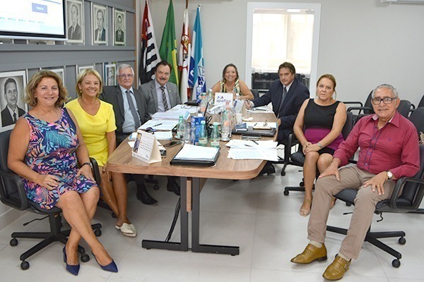 Conselho Executivo realiza primeira reunião do ano no auditório; confira os itens da pauta
