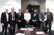 Presidente da ANFIP-SP defende Auditores durante visita ao deputado Alex Manente