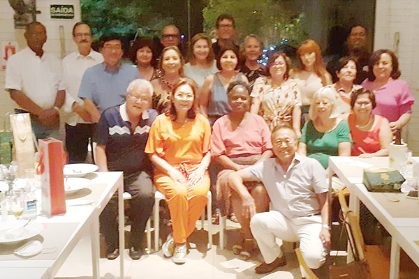 Veja fotos da confraternização de fim de ano realizada por associados de Araçatuba