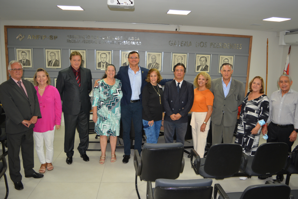 ANFIP-SP recebe representantes de Delegacias Sindicais e ex-representante do CRM/08