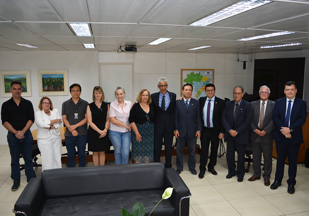 Superintendente da Receita em São Paulo busca ampliar interlocução com entidades de servidores