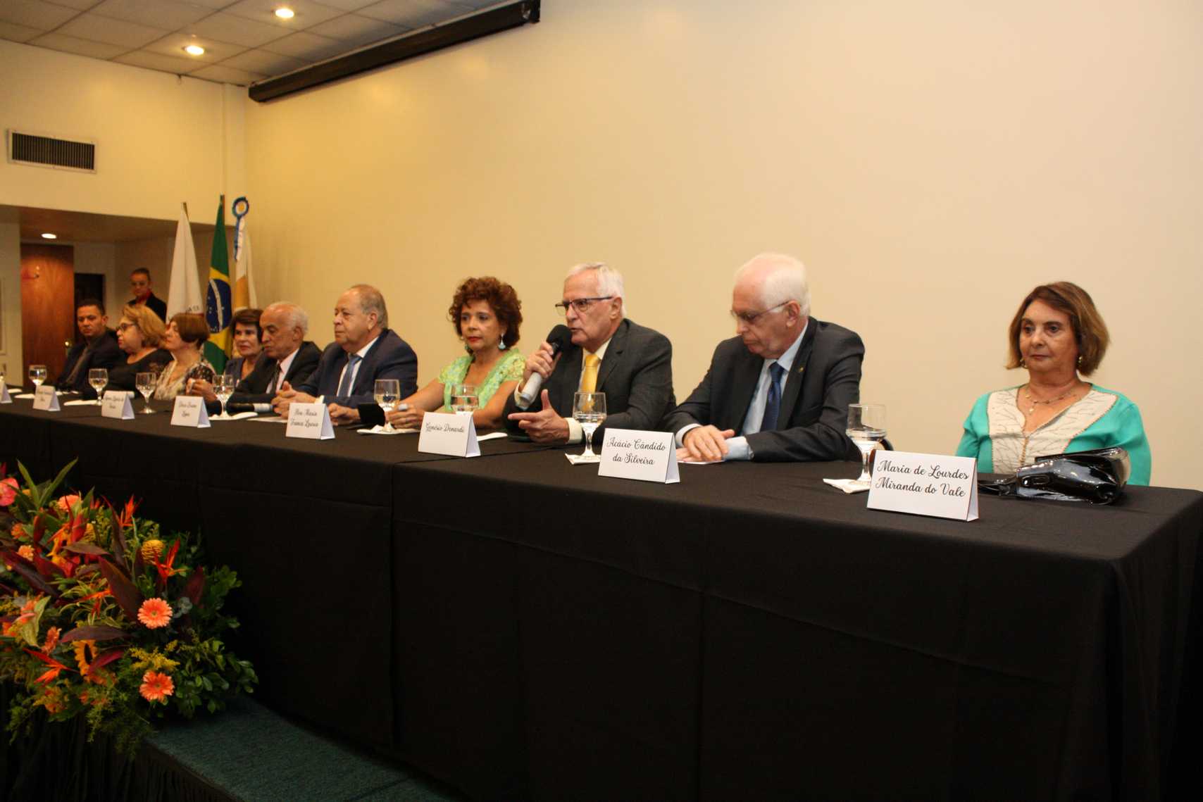Presidente da ANFIP-SP participa de posse festiva da nova Diretoria da Anfip-MG