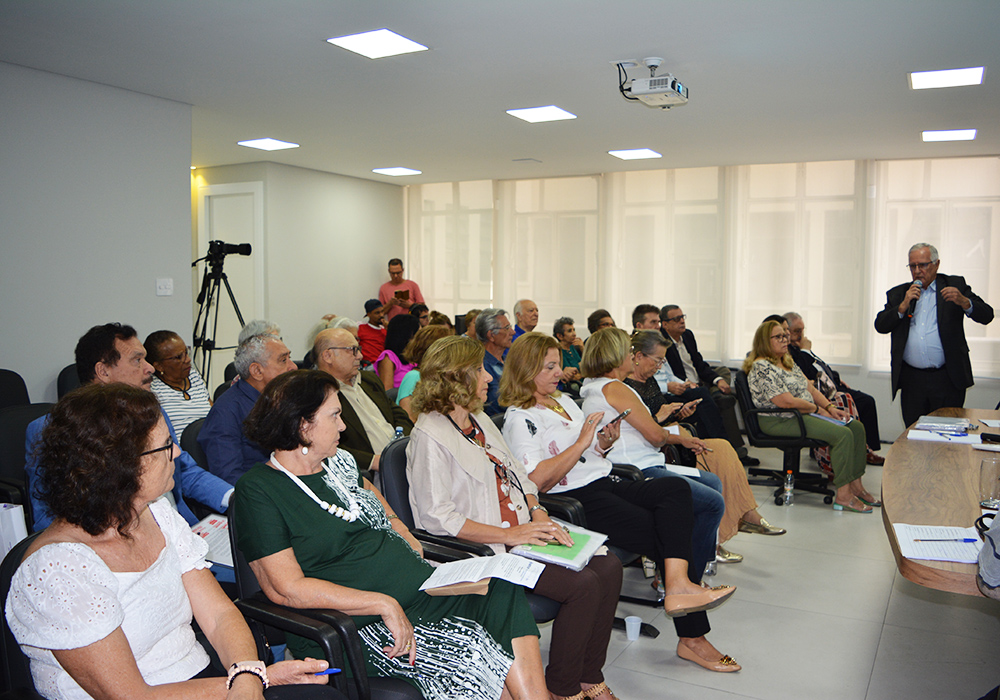 Associados abordam pontos de vista diversos sobre projeto Anfip do Futuro em reunião da APAFISP