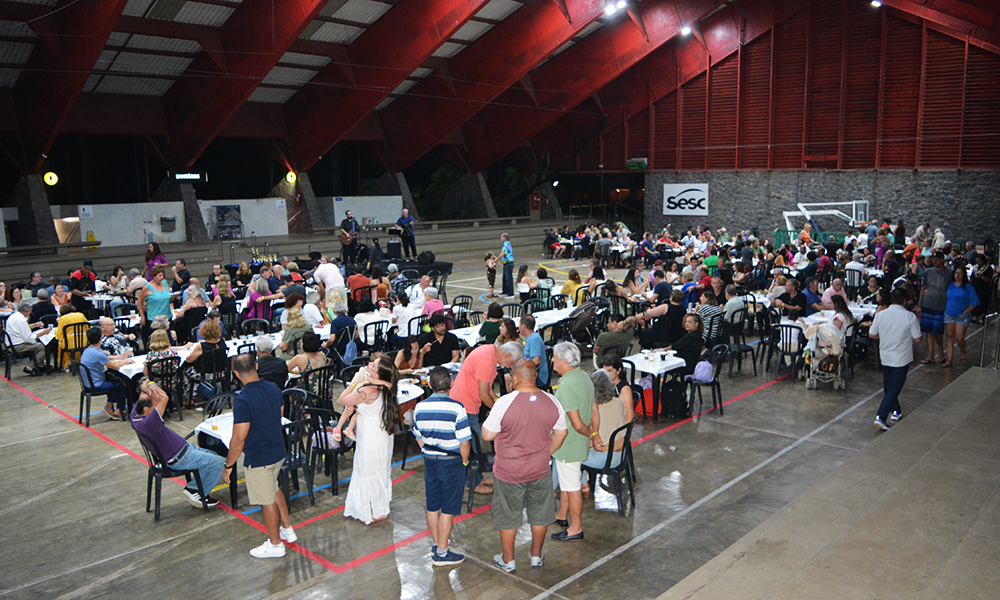 Veja fotos da festa de encerramento do 33° Campeonato de Futebol