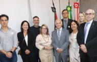 Presidente da APAFISP participa de reunião com deputado Gilberto Nascimento sobre greve