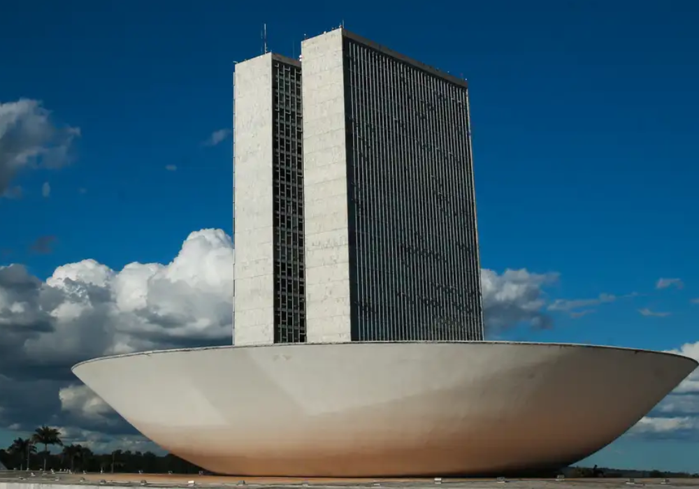 Projeto de Lei sobre reajuste dos Auditores-Fiscais está em regime de urgência na Câmara